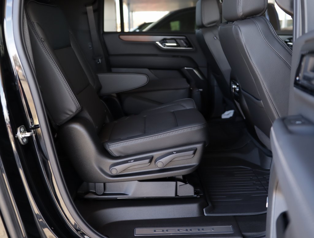 2026 GMC Yukon XL Denali - Photo 38