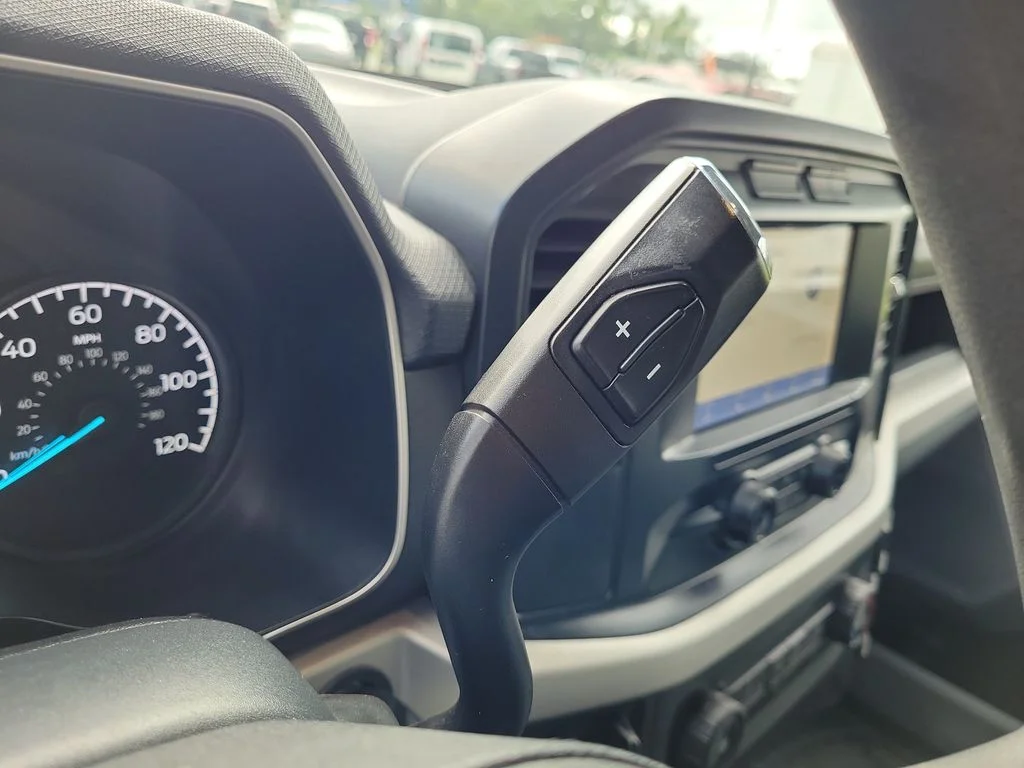 Used 2022 Oxford White Ford XL image 30