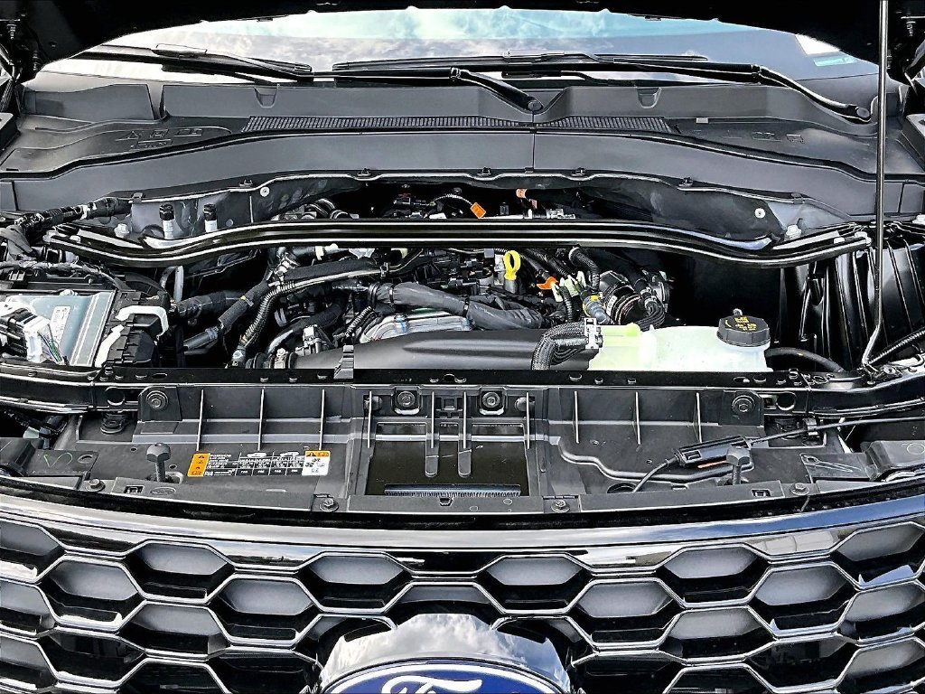 New 2027 Carbonized Gray Metallic Ford ST-Line image 12