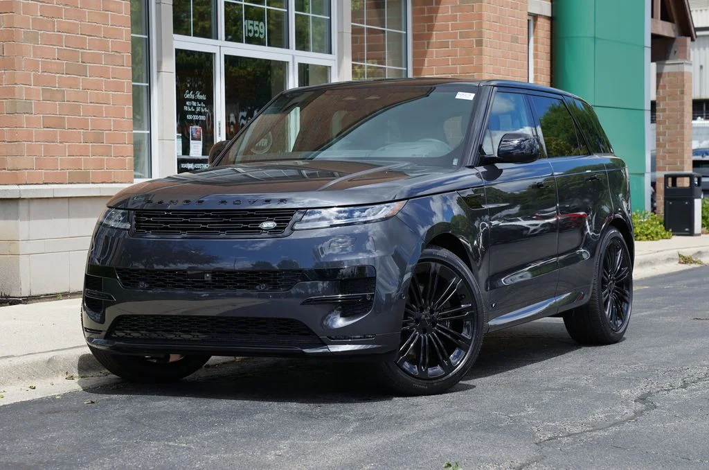 New 2026 Carpathian Grey Land Rover Dynamic SE image 1