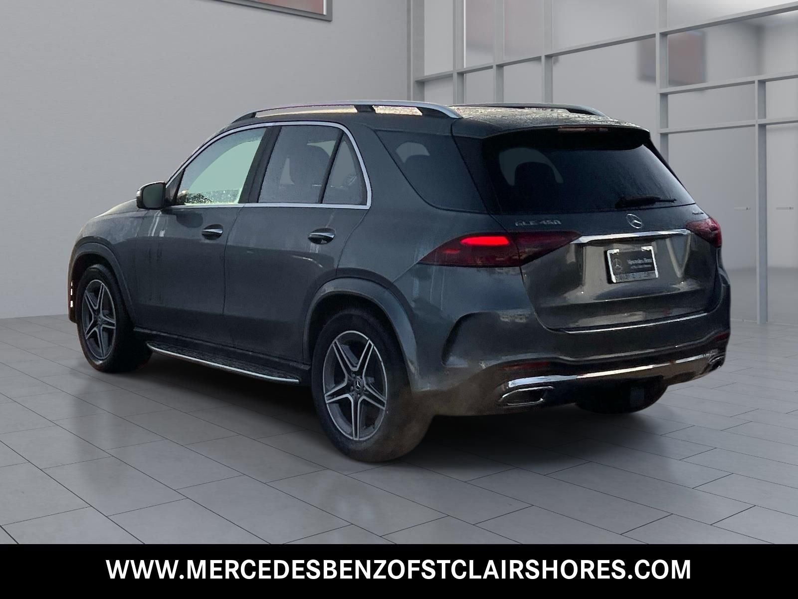 New 2026 Selenite Grey Metallic Mercedes-Benz GLE 450 image 3