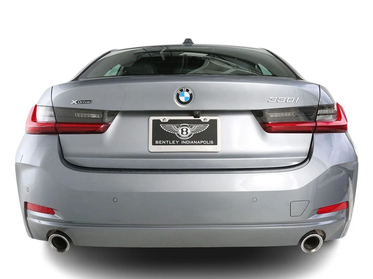 Used 2023 Gray BMW 330i xDrive image 9