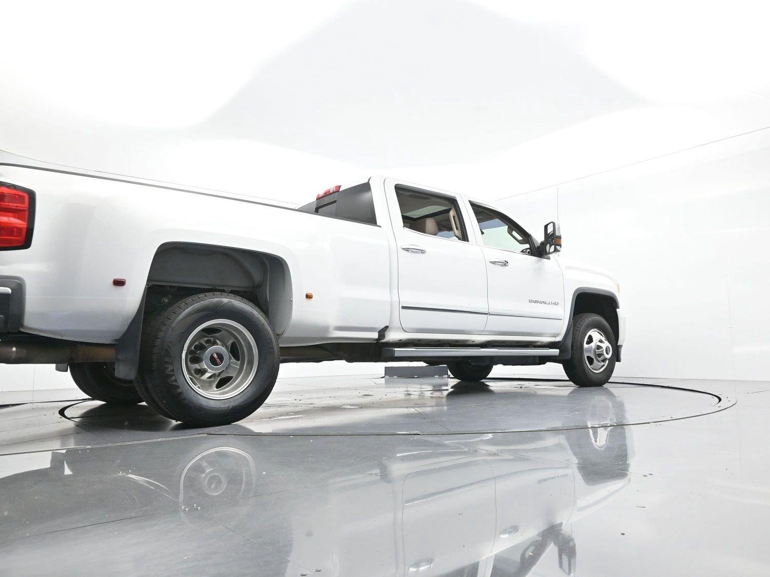 Used 2016 Summit White GMC Denali image 52