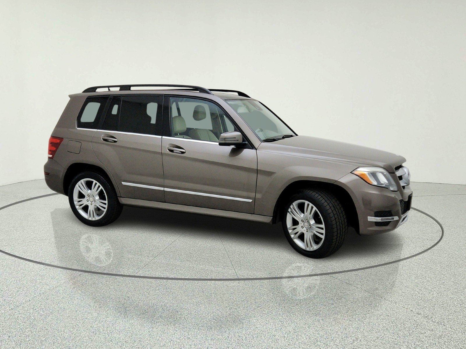 Used 2014 Pebble Gray Mercedes-Benz GLK 350 image 10