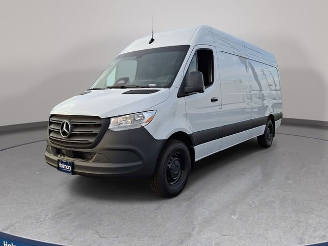 2026 Mercedes-Benz Sprinter 2500 170 WB High Roof's photo