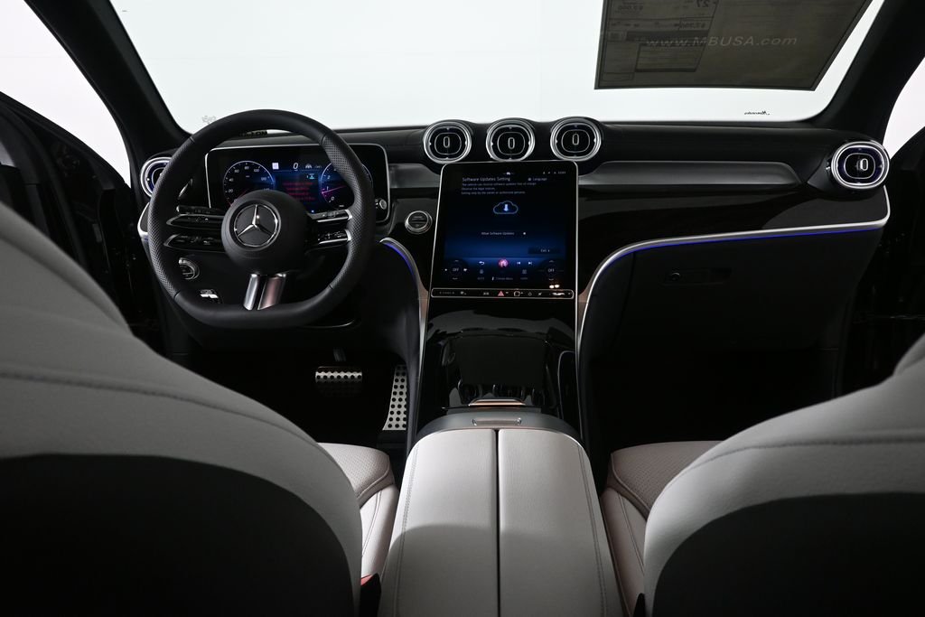 New 2026 Obsidian Black Metallic Mercedes-Benz GLC 300 image 16