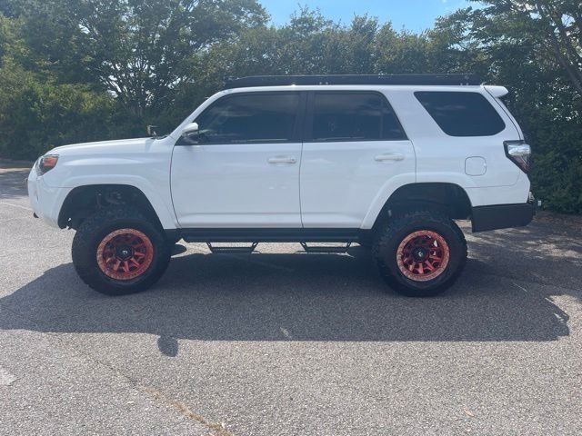 Used 2019 White Toyota SR5 Premium image 5