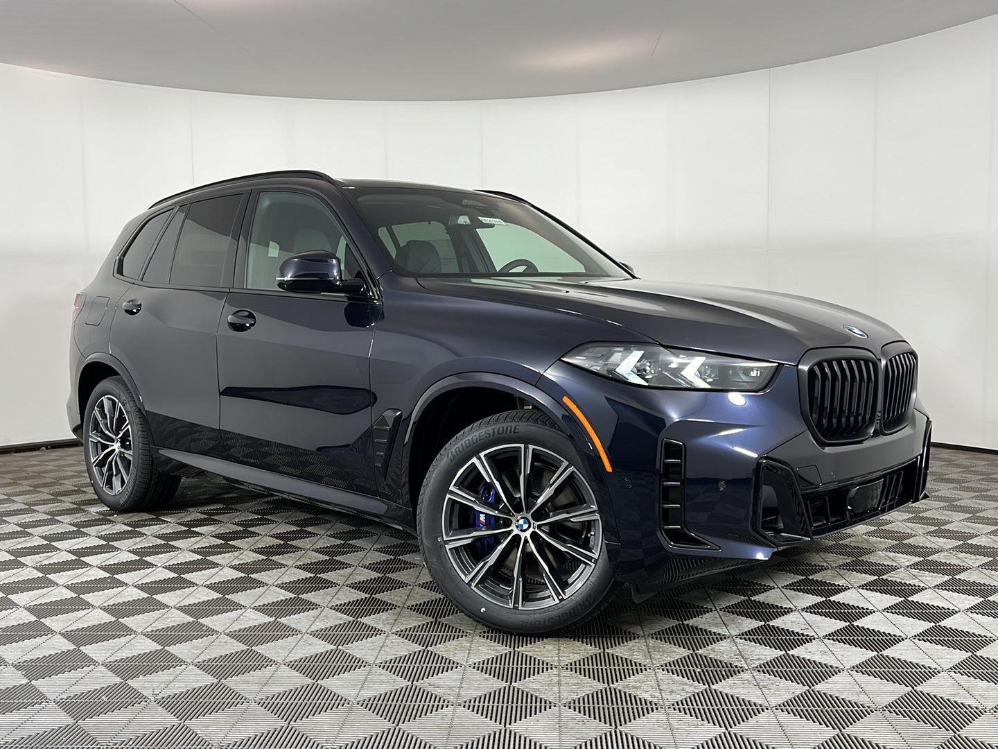 New 2026 Carbon Black Metallic BMW xDrive40i image 14