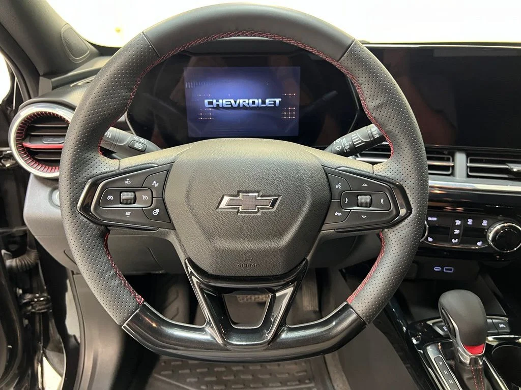 Used 2025 Black Chevrolet 2RS image 18