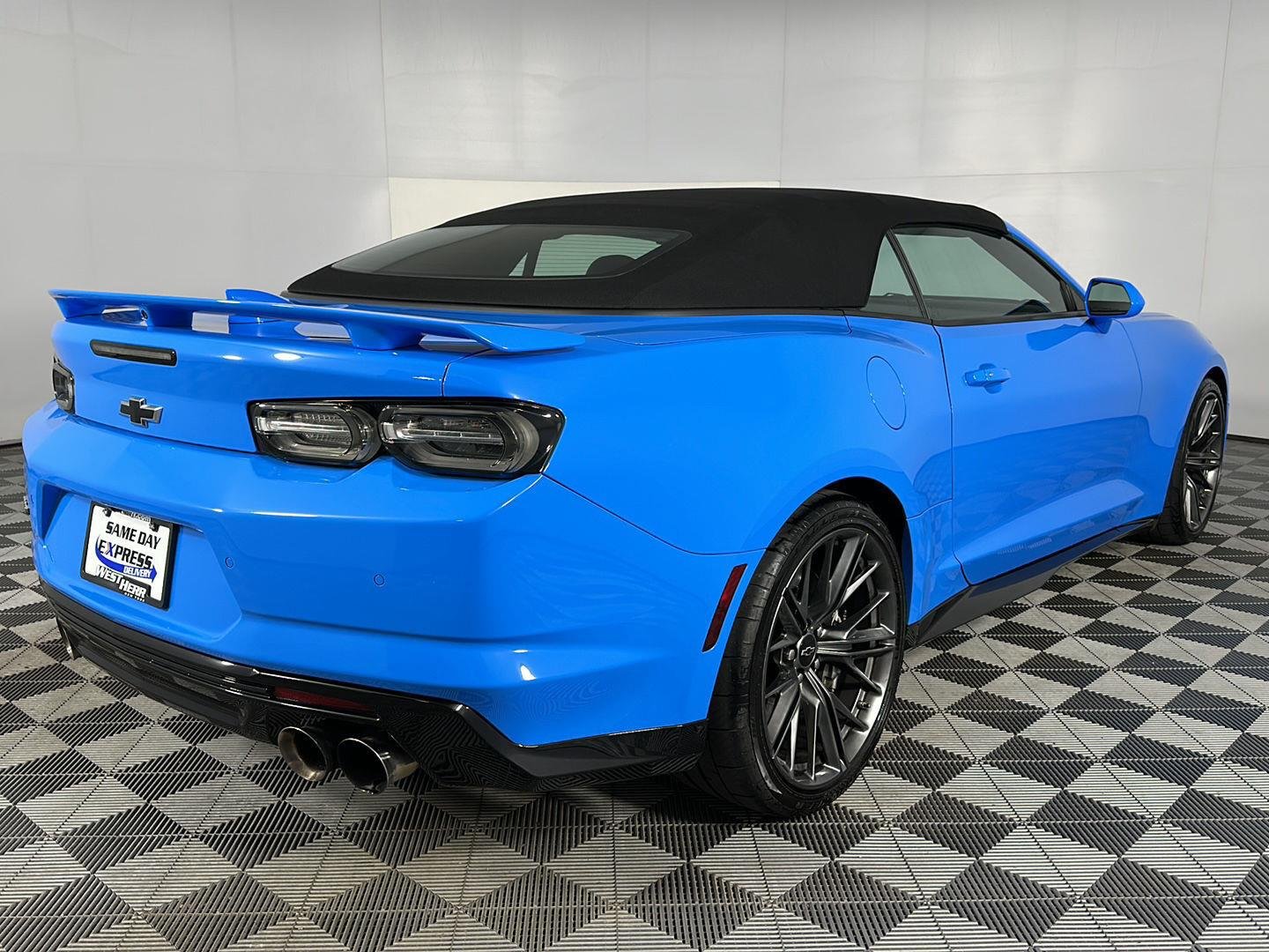 Used 2023 Rapid Blue Chevrolet ZL1 image 26