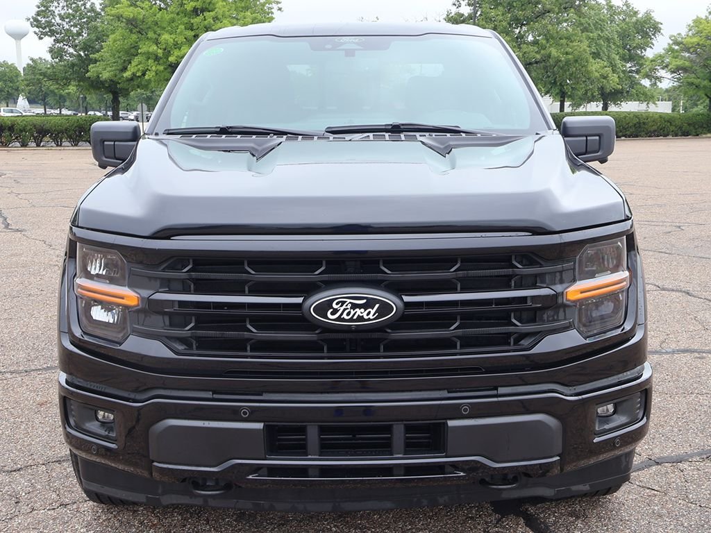 Used 2024 Black Ford XLT image 12