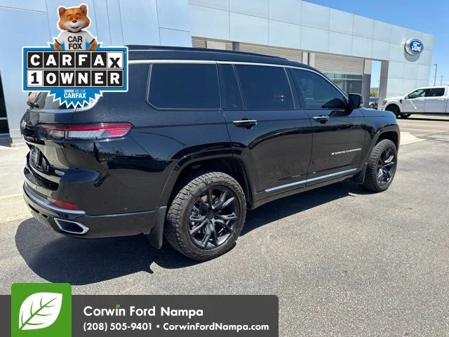 Used 2024 Black Jeep Summit image 6
