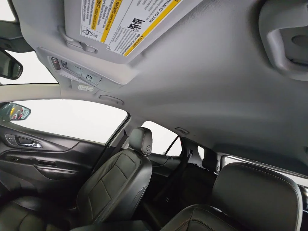 Used 2020 IRIDESCENT PEARL TRICOAT Chevrolet Premier image 12