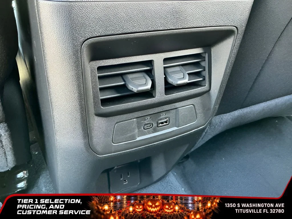New 2026 Onyx Black GMC Elevation image 30
