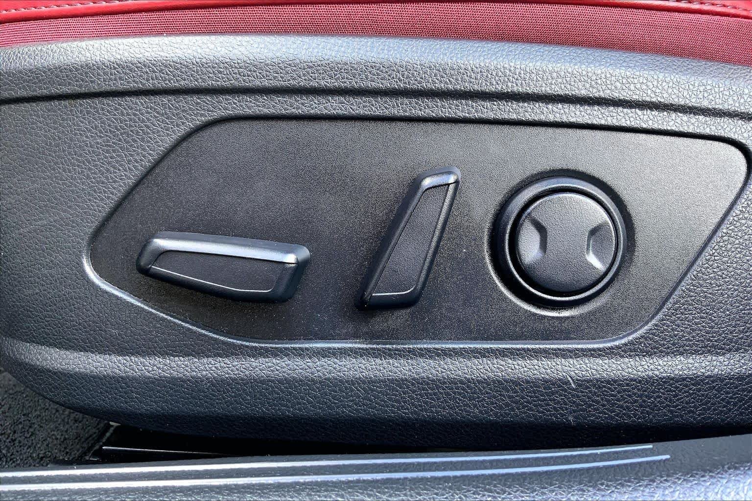 Used 2025 Steel Matte Gray Kia GT-Line image 34