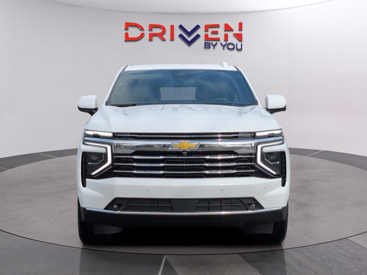 2026 Chevrolet Suburban LT - Photo 5