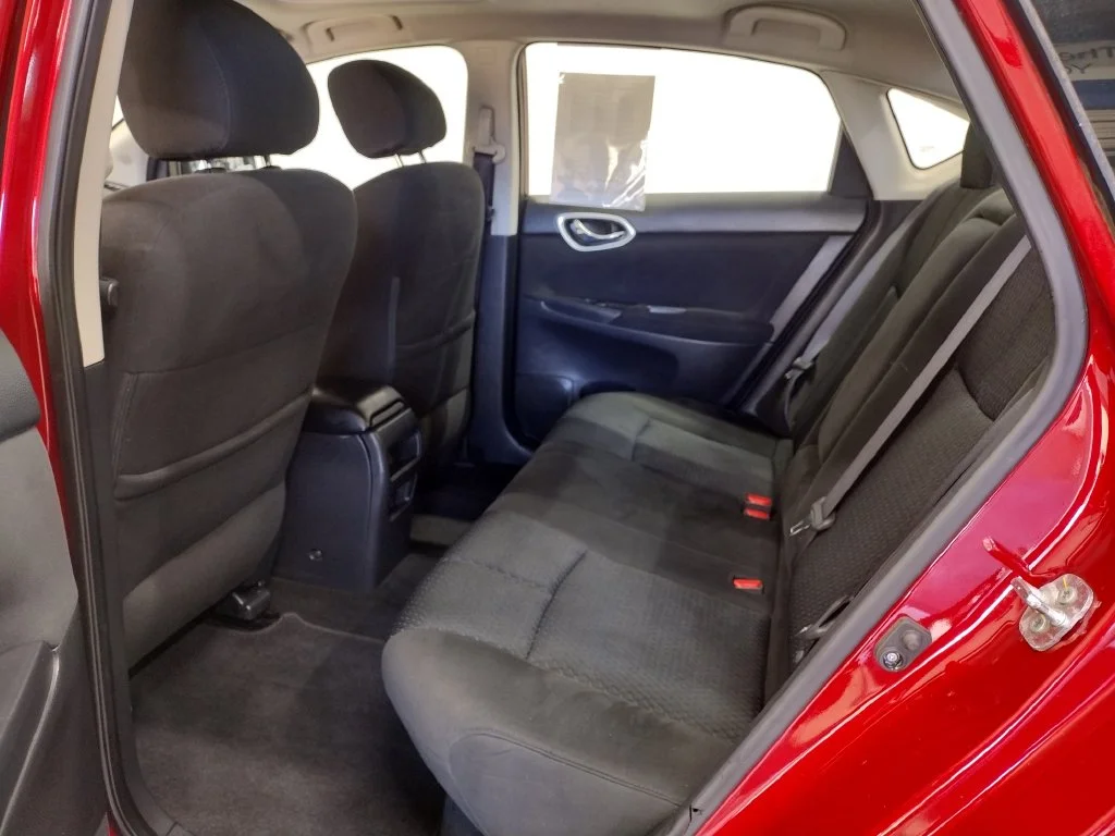 Used 2014 Red Nissan SR image 26