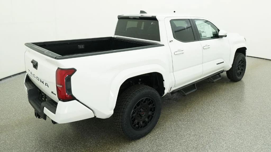 New 2026 Ice Cap Toyota SR5 image 16