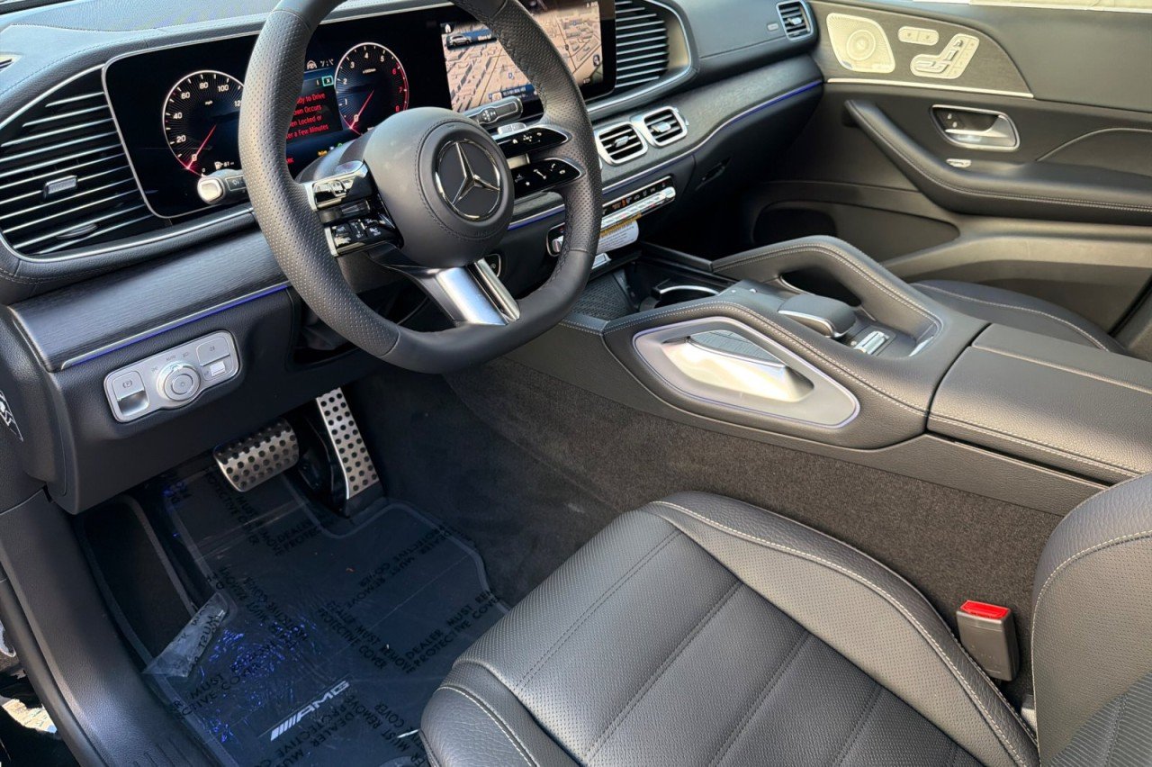 New 2026 Black Mercedes-Benz GLS 450 4MATIC® SUV image 9