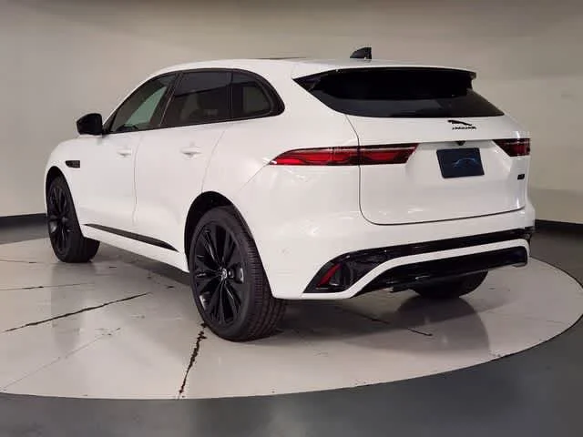 New 2026 Fuji White Jaguar R-Dynamic S image 6