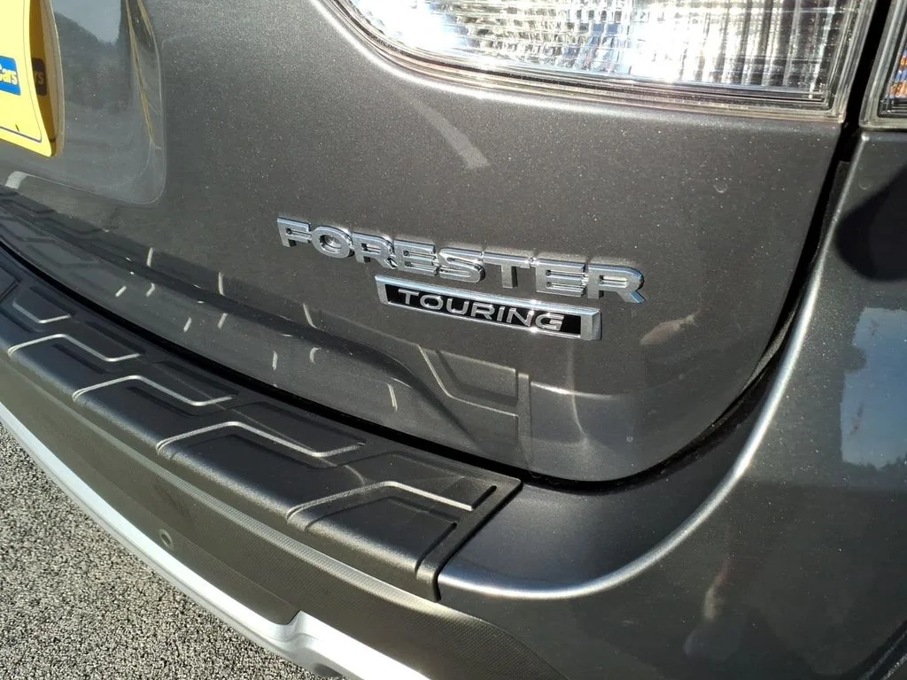 Used 2022 Gray Subaru Touring image 10