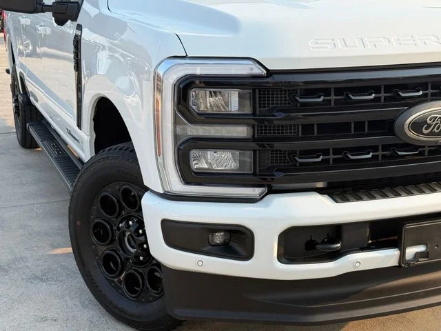 Used 2024 White Metallic Ford Lariat image 4