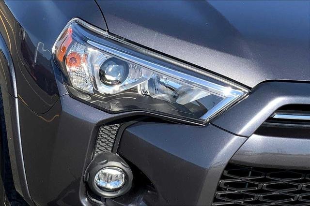 Certified Used 2023 MAGNETIC GRAY MET. Toyota  image 28