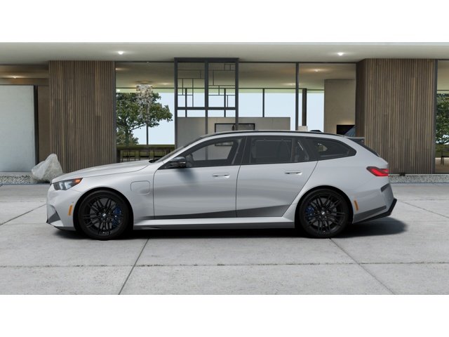 New 2027 Brooklyn Grey Metallic BMW M5 image 4