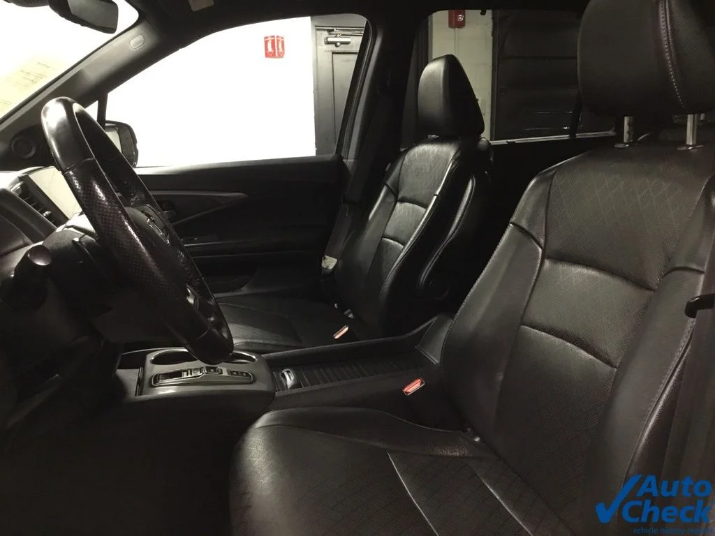 Used 2020 Gray Honda EX-L image 27