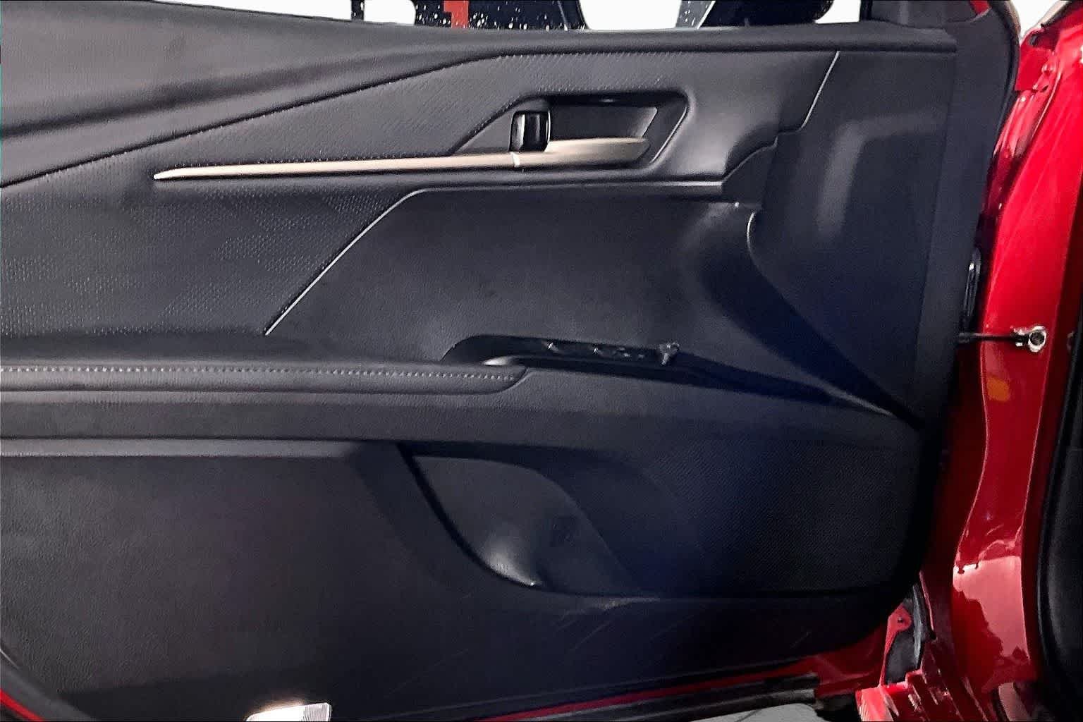Used 2025 Supersonic Red/Midnight Black Metallic Toyota XSE image 21