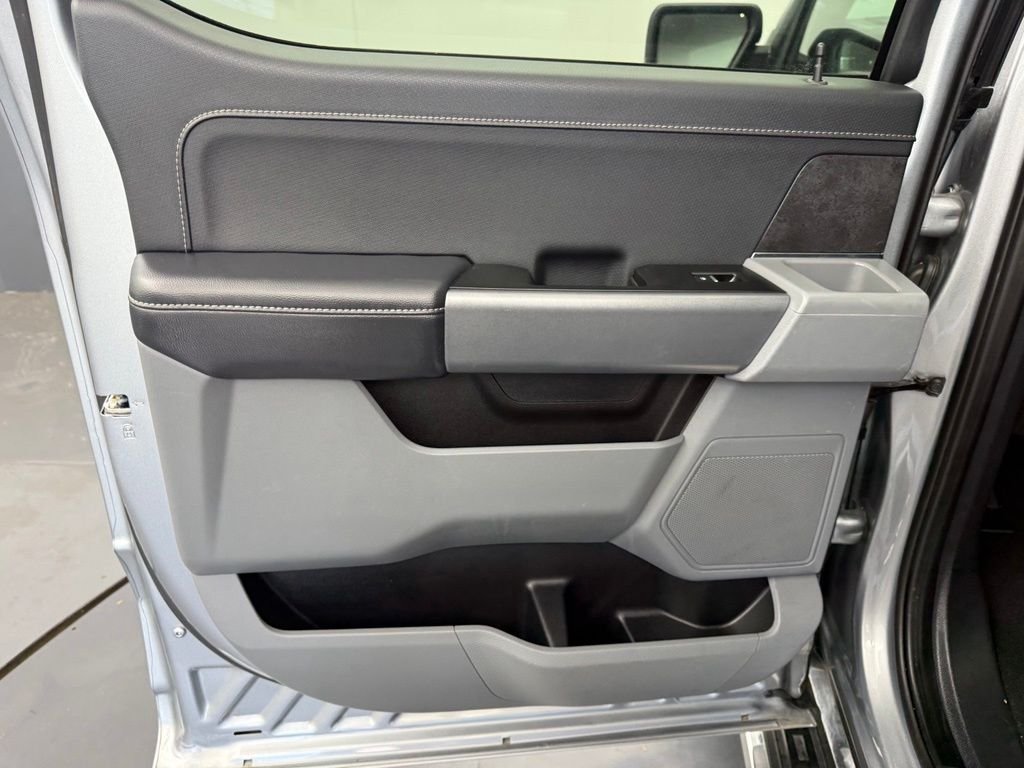 Used 2025 Silver Ford XLT image 62