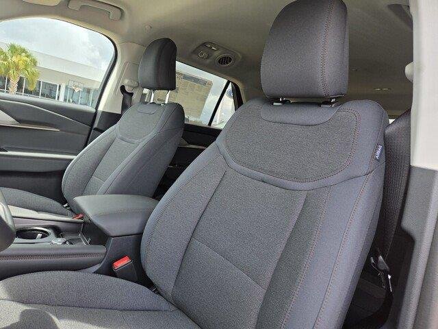 New 2026 Vapor Blue Metallic Ford Active image 13