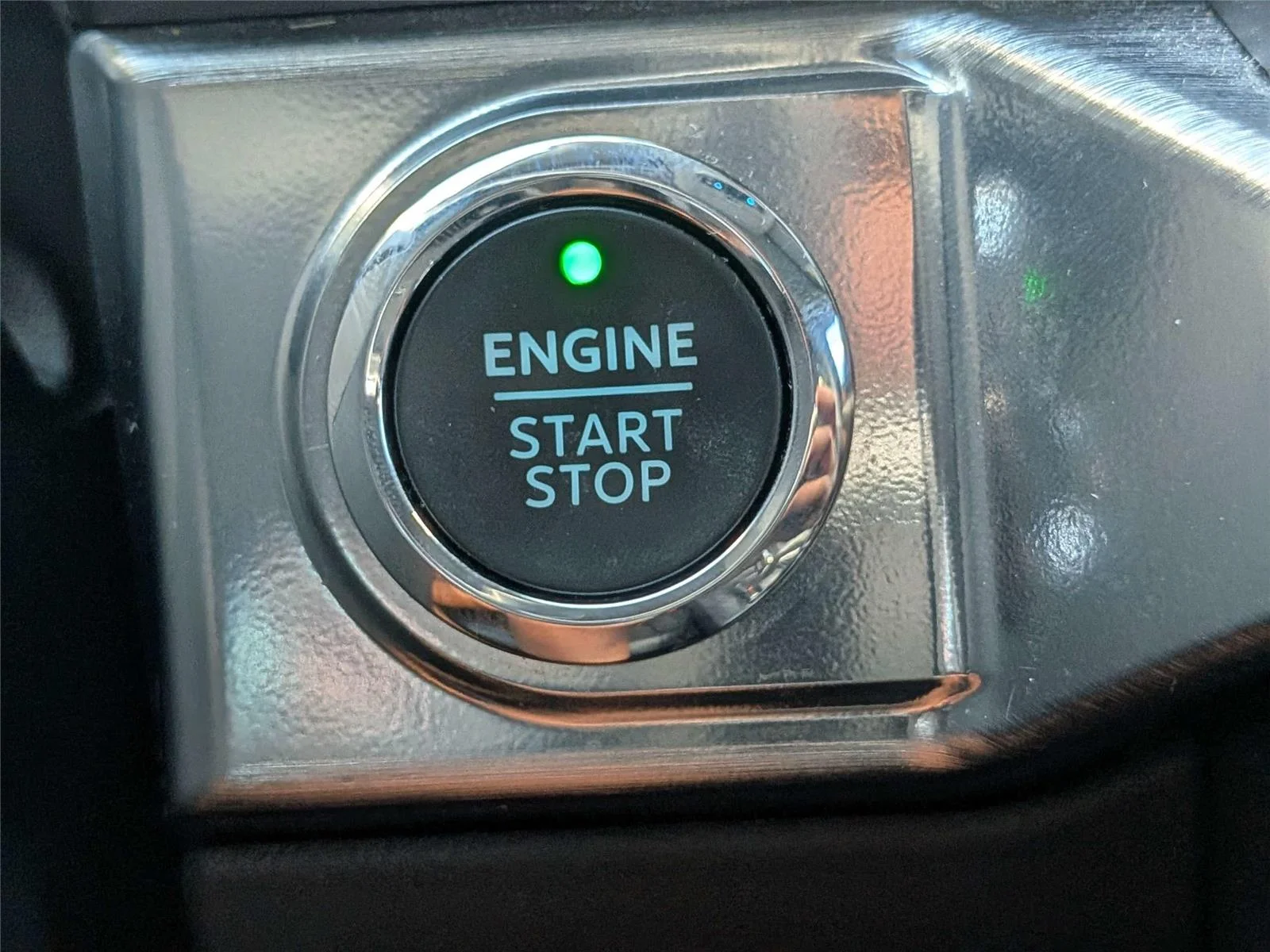 Certified Used 2022 Black Ford Lariat image 29