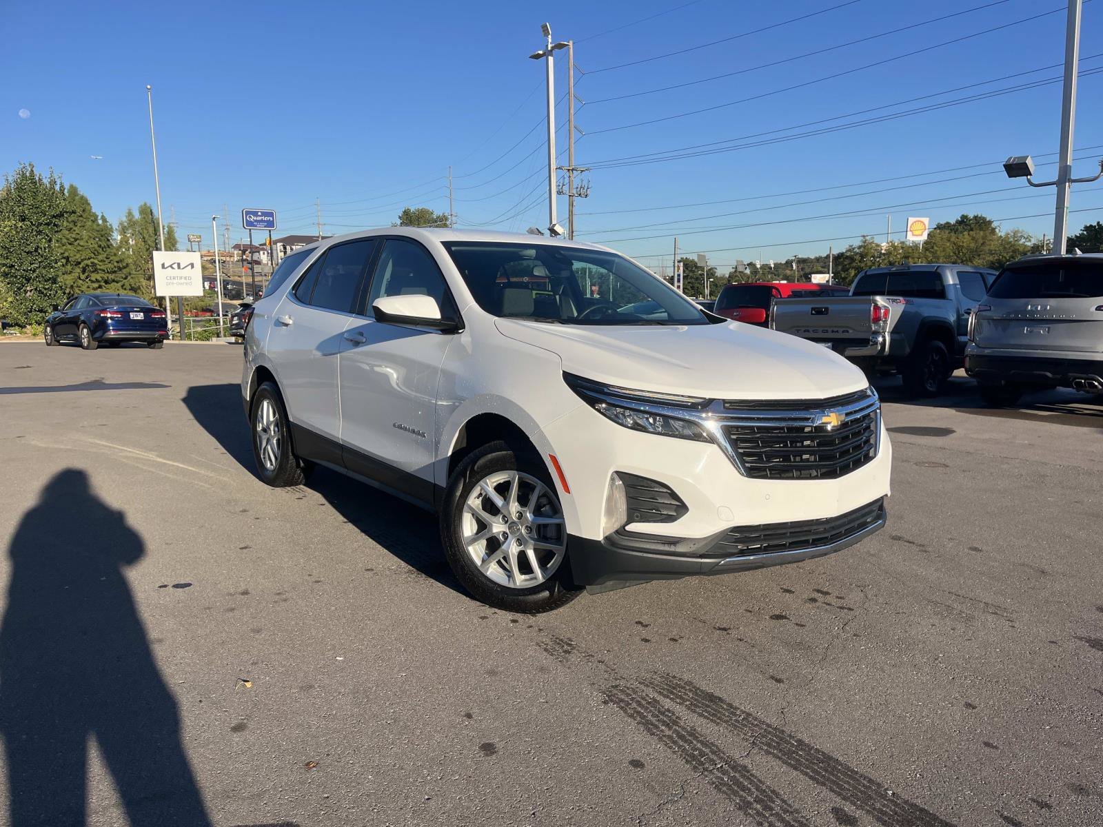 Used 2024 Summit White Chevrolet LT image 1