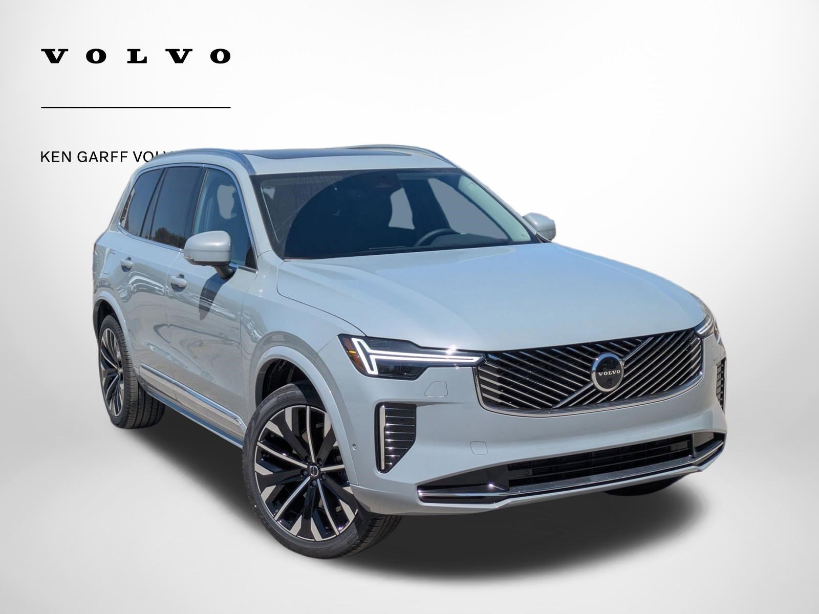 2026 Volvo XC90 Plus