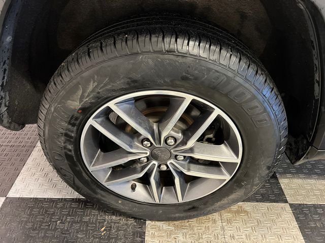 Used 2019 White Jeep Limited image 15