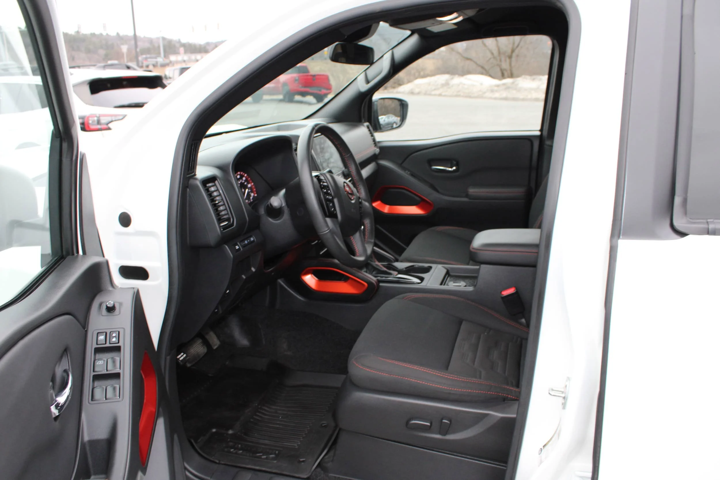 Used 2024 Glacier White Nissan PRO-4X image 9