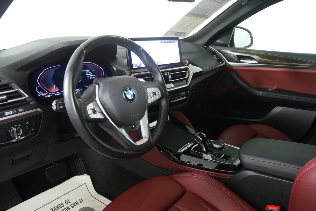 Certified Used 2025 Mineral White Metallic BMW xDrive30i image 13