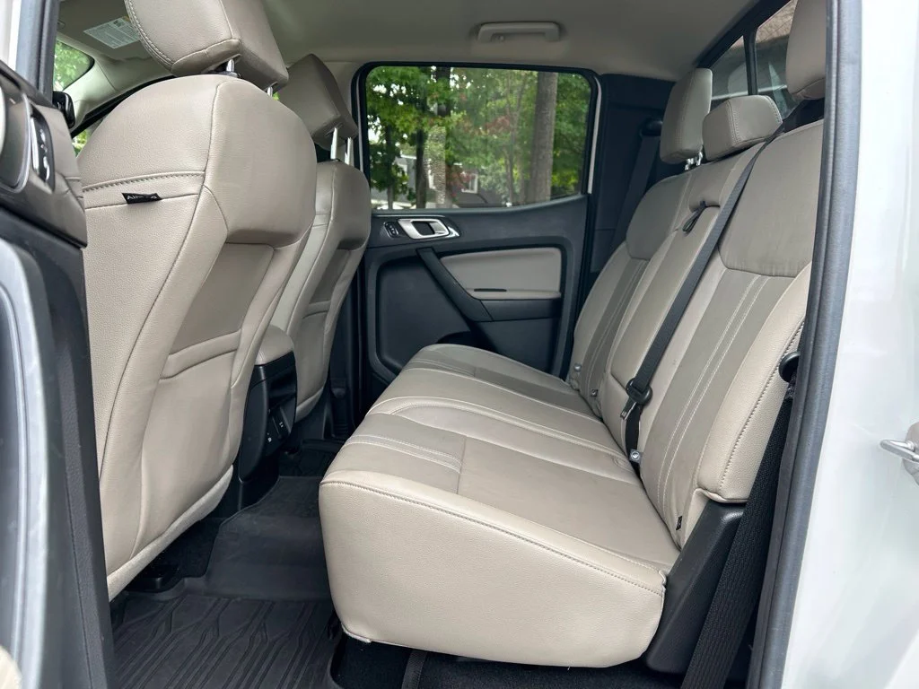 Used 2019 White Ford Lariat image 27