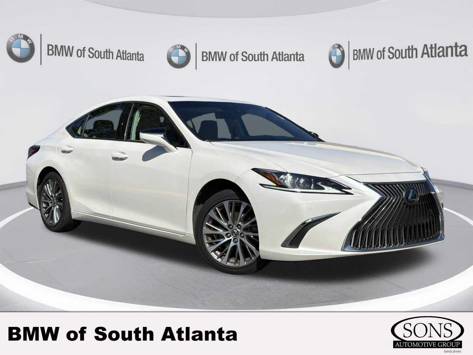 2019 Lexus ES