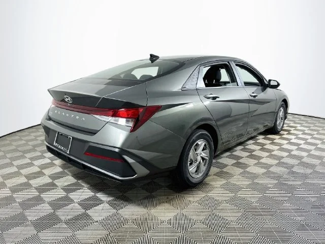 New 2026 Gray Hyundai SE image 3