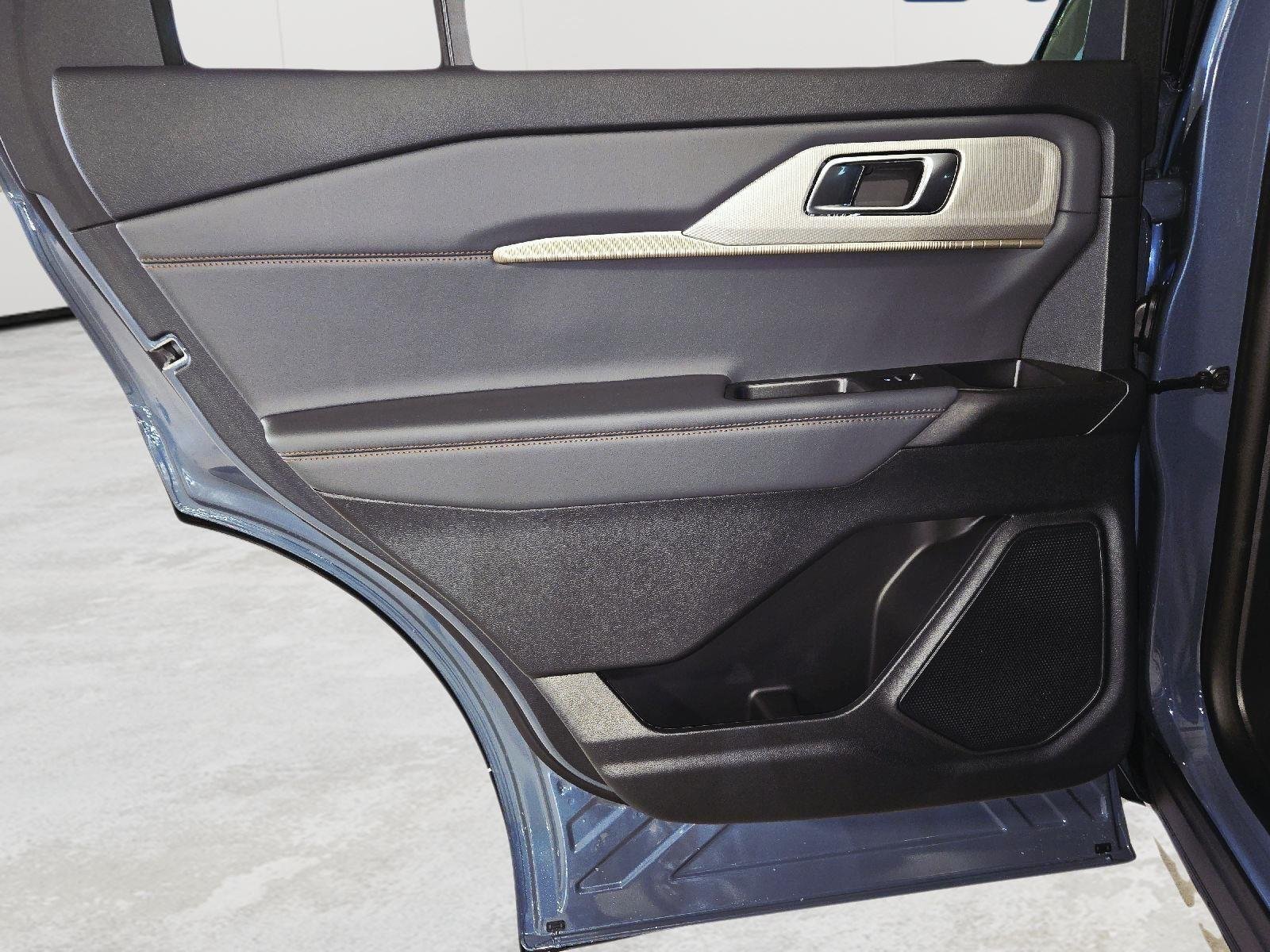 New 2026 Vapor Blue Metallic Ford Active image 80