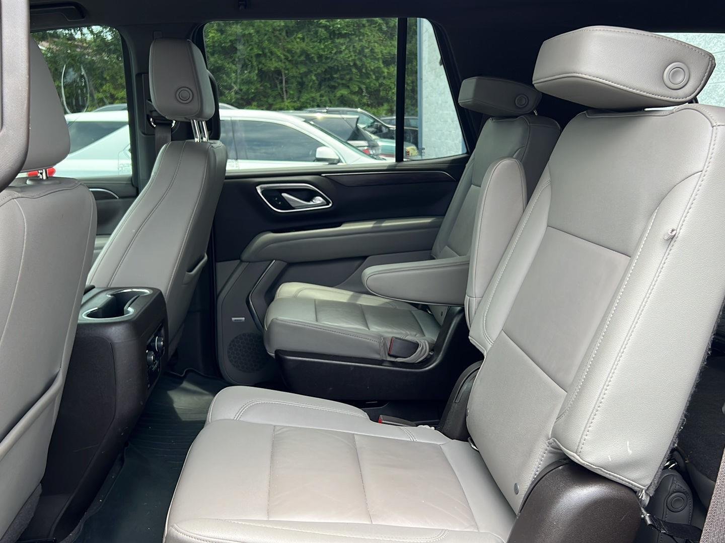 Used 2022 Summit White Chevrolet LT image 10