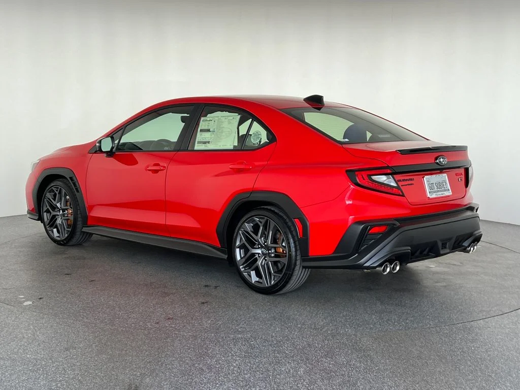 2026 Subaru WRX tS - Photo 7