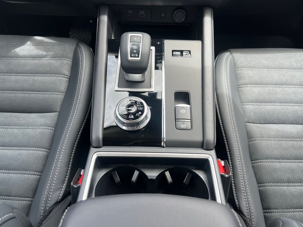 New 2026 Gray Nissan SL image 12
