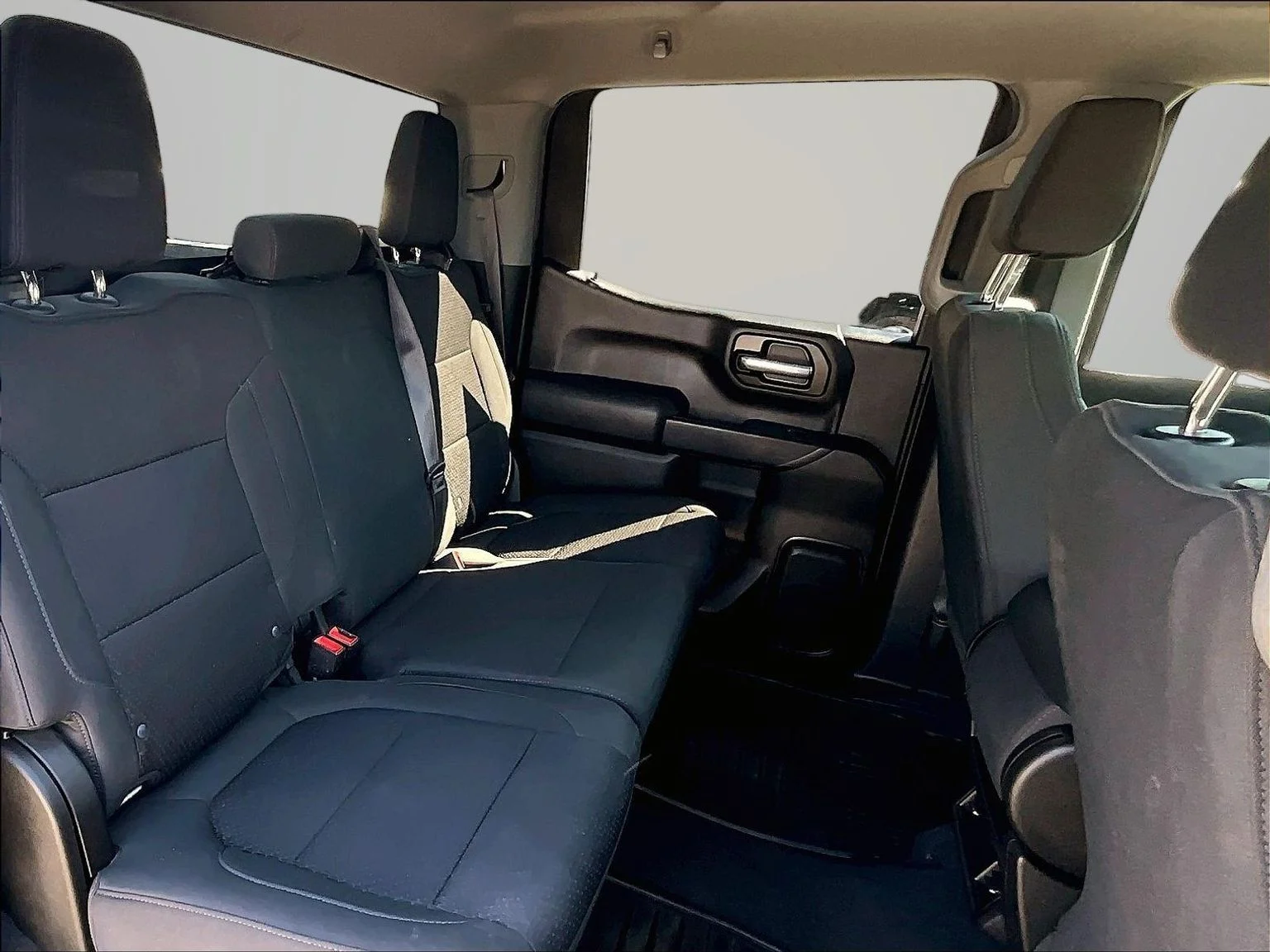 Used 2021 Silver Chevrolet Custom image 29