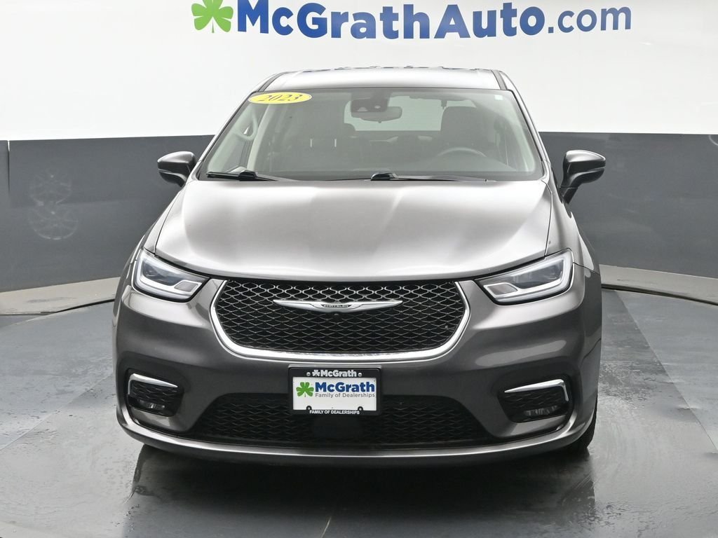 Used 2023 Gray Chrysler Touring L image 6