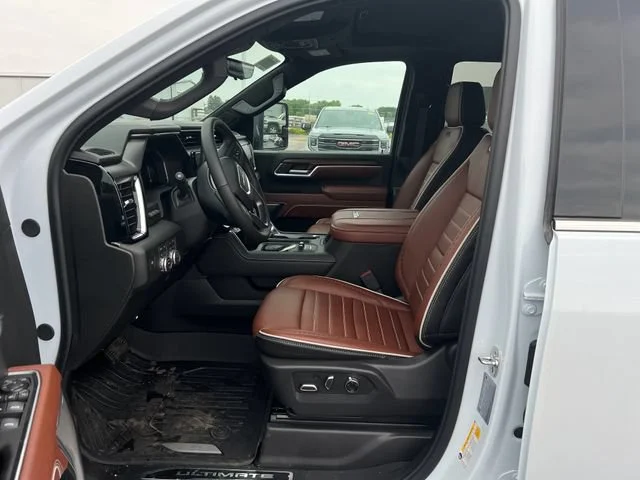 New 2026 Glacier White Tricoat GMC Denali Ultimate image 10