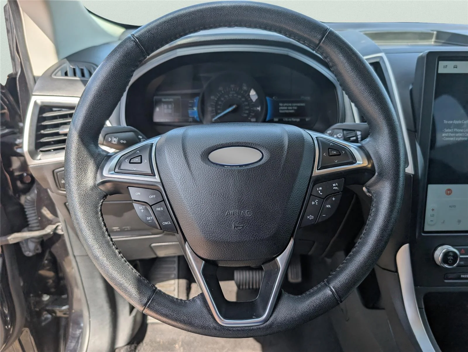 Used 2024 Agate Black Ford SEL image 18