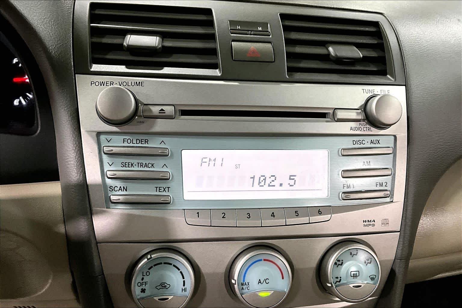 Used 2008 Blue Ribbon Metallic Toyota LE image 26